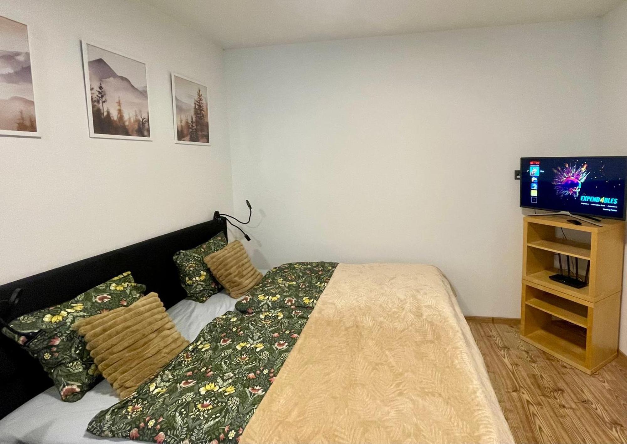 Apartment Navi- Modern Studio In Krkonose Foothills Stare Buky Luaran gambar